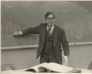 کیوشی ایتو کیست؟